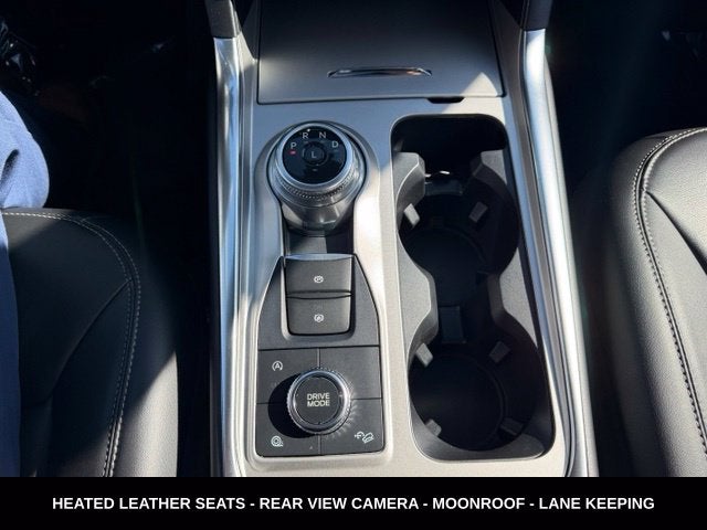 2024 Ford Explorer XLT TWIN PANEL MOONROOF