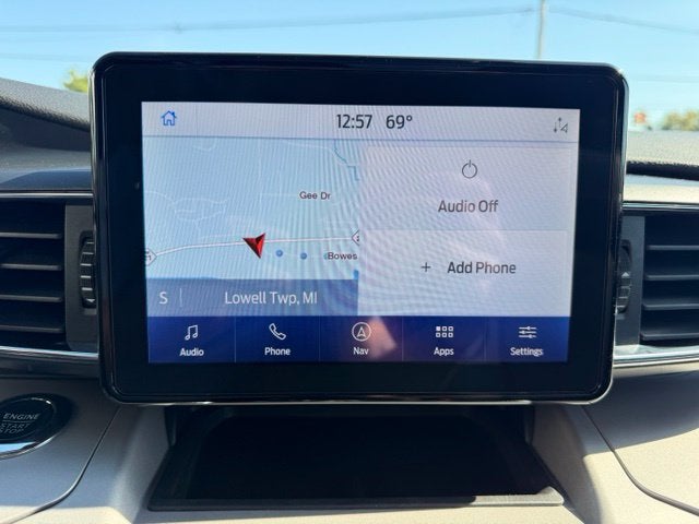 2024 Ford Explorer XLT TWIN PANEL MOONROOF