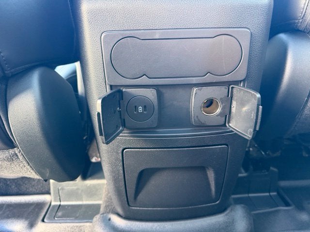 2024 Ford Explorer XLT TWIN PANEL MOONROOF