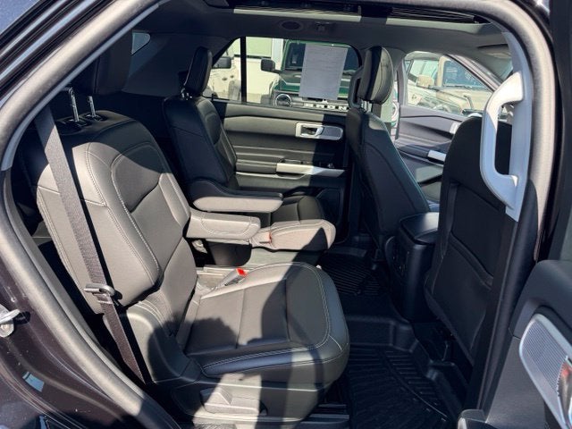 2024 Ford Explorer XLT TWIN PANEL MOONROOF