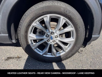 2024 Ford Explorer XLT TWIN PANEL MOONROOF