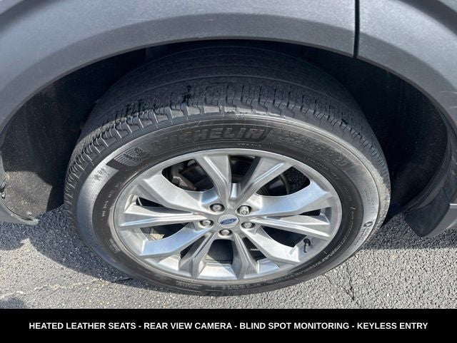 2023 Ford Explorer XLT 4WD