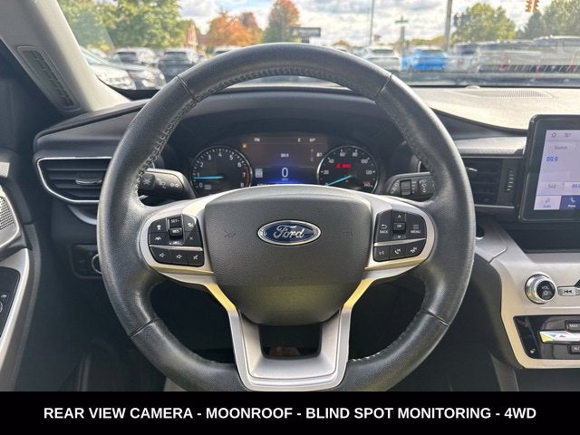 2023 Ford Explorer XLT TWIN PANEL MOONROOF