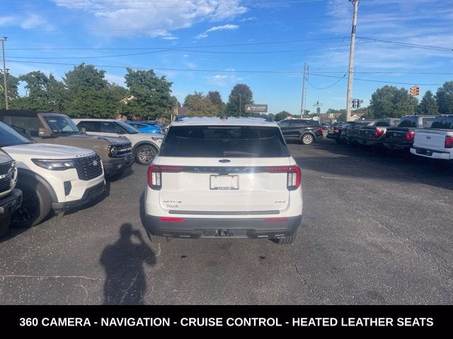 2025 Ford Explorer Active 4WD