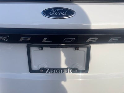 2025 Ford Explorer Active 4WD