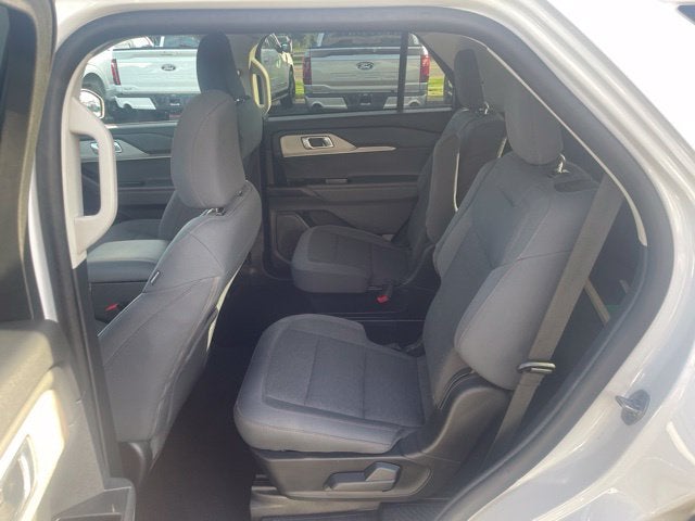 2025 Ford Explorer Active 4WD