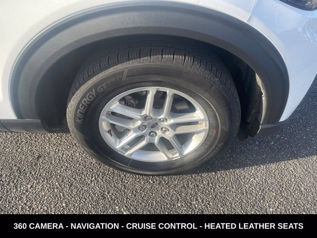 2025 Ford Explorer Active 4WD