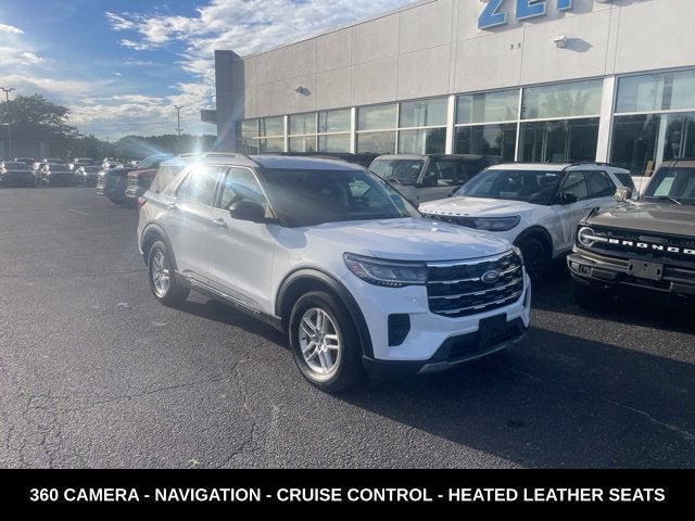 2025 Ford Explorer Active 4WD
