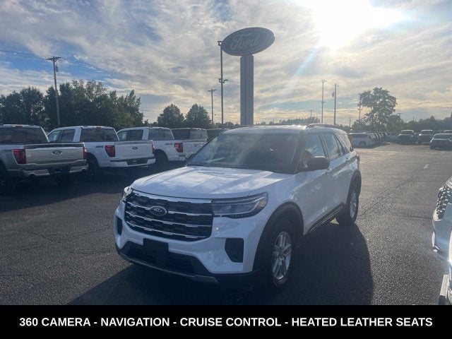 2025 Ford Explorer Active 4WD