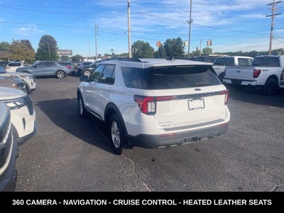 2025 Ford Explorer Active 4WD