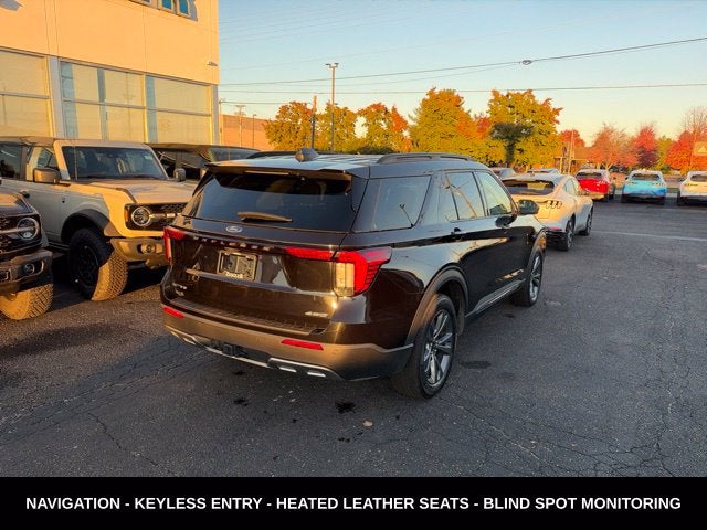 2025 Ford Explorer Active 4WD