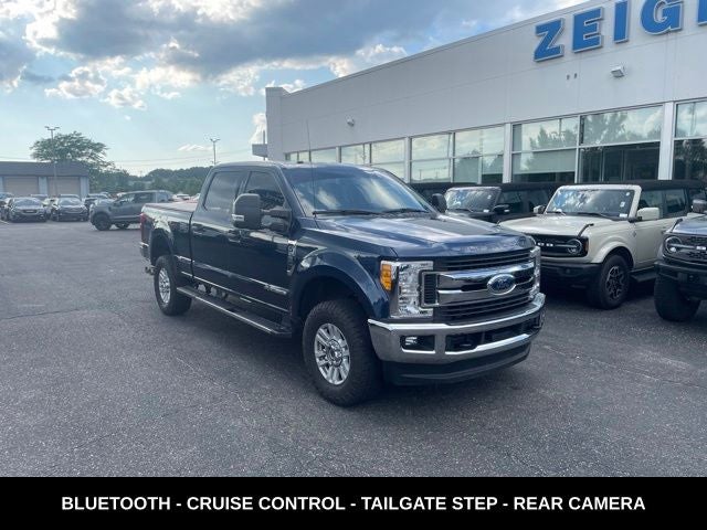 2017 Ford F-250SD XLT LOW MILES & LOADED