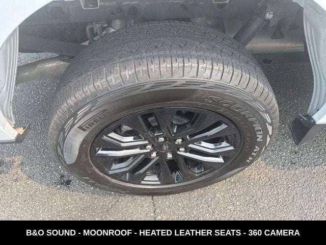 2024 Ford F-150 XLT TWIN PANEL MOONROOF