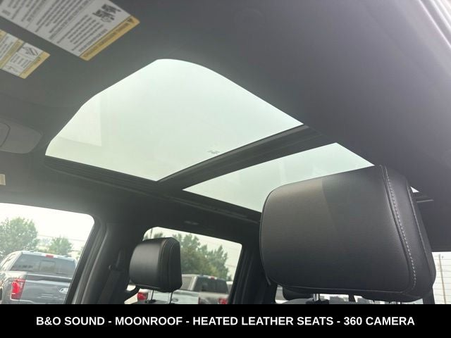 2024 Ford F-150 XLT TWIN PANEL MOONROOF