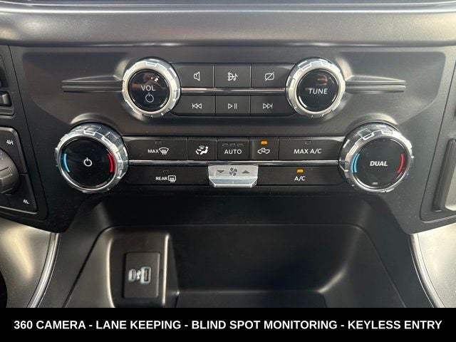 2024 Ford F-150 XLT BLACK APPEARANCE PACKAGE