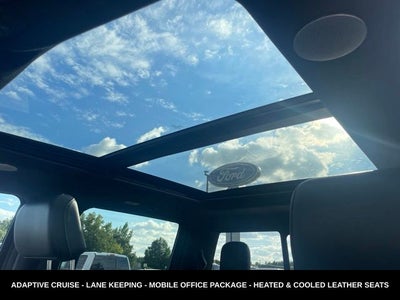 2024 Ford F-150 Lariat TWIN PANEL MOONROOF