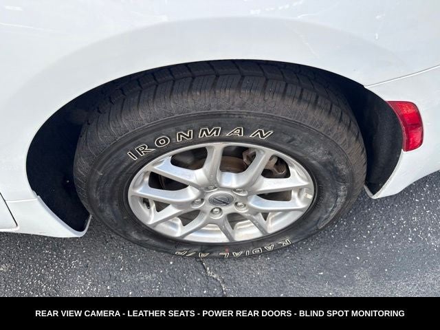 2024 Chrysler Pacifica Touring L STOW N GO SEATING