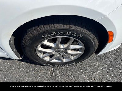 2024 Chrysler Pacifica Touring L STOW N GO SEATING