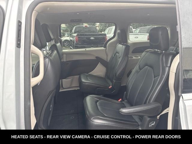2024 Chrysler Pacifica Touring L STOW N GO SEATING