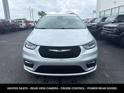 2024 Chrysler Pacifica Touring L STOW N GO SEATING