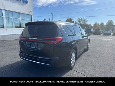 2023 Chrysler Pacifica Touring L HEATED SEATS & STEERING WHEEL
