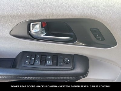 2023 Chrysler Pacifica Touring L HEATED SEATS & STEERING WHEEL