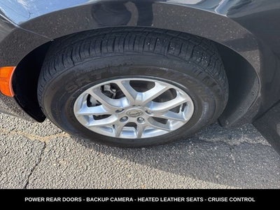 2023 Chrysler Pacifica Touring L HEATED SEATS & STEERING WHEEL