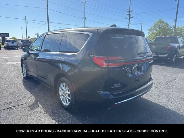 2023 Chrysler Pacifica Touring L HEATED SEATS & STEERING WHEEL