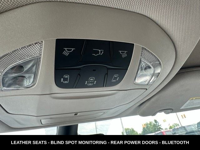 2024 Chrysler Pacifica Touring L STOW N GO SEATING