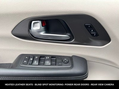 2024 Chrysler Pacifica Touring L STOW N GO SEATING