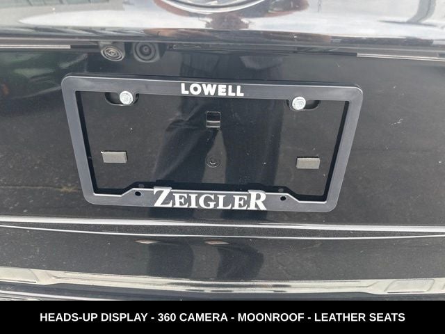 2026 Toyota Highlander Hybrid Platinum LESS THAN 200 MILES HYBRID AWD