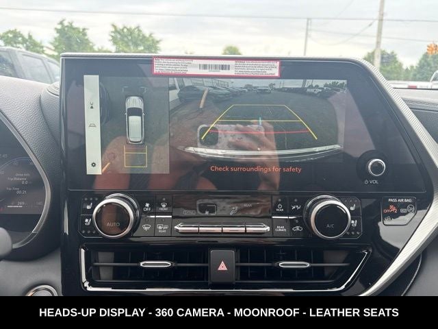 2026 Toyota Highlander Hybrid Platinum LESS THAN 200 MILES HYBRID AWD