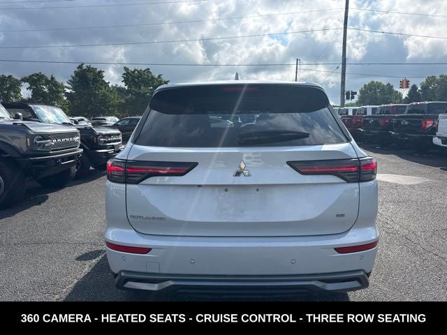 2025 Mitsubishi Outlander SE 3RD ROW