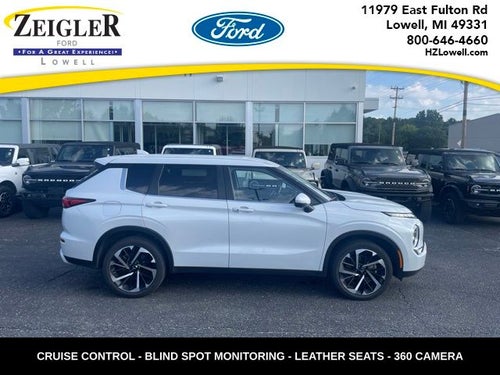 2024 Mitsubishi Outlander Base