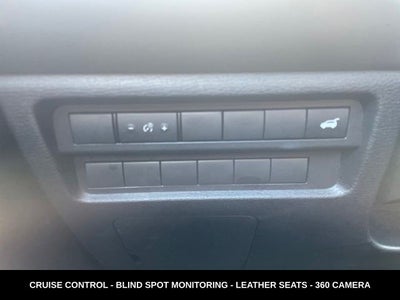 2024 Mitsubishi Outlander Base