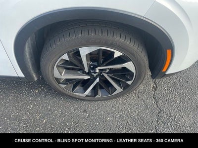 2024 Mitsubishi Outlander Base