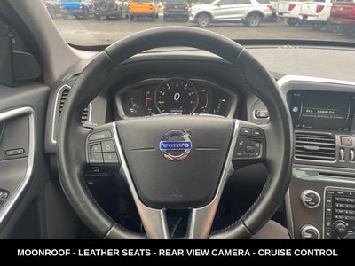 2016 Volvo XC60 T5 Drive-E Premier LOCAL TRADE
