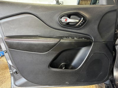 2022 Jeep Cherokee Trailhawk