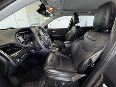 2022 Jeep Cherokee Trailhawk