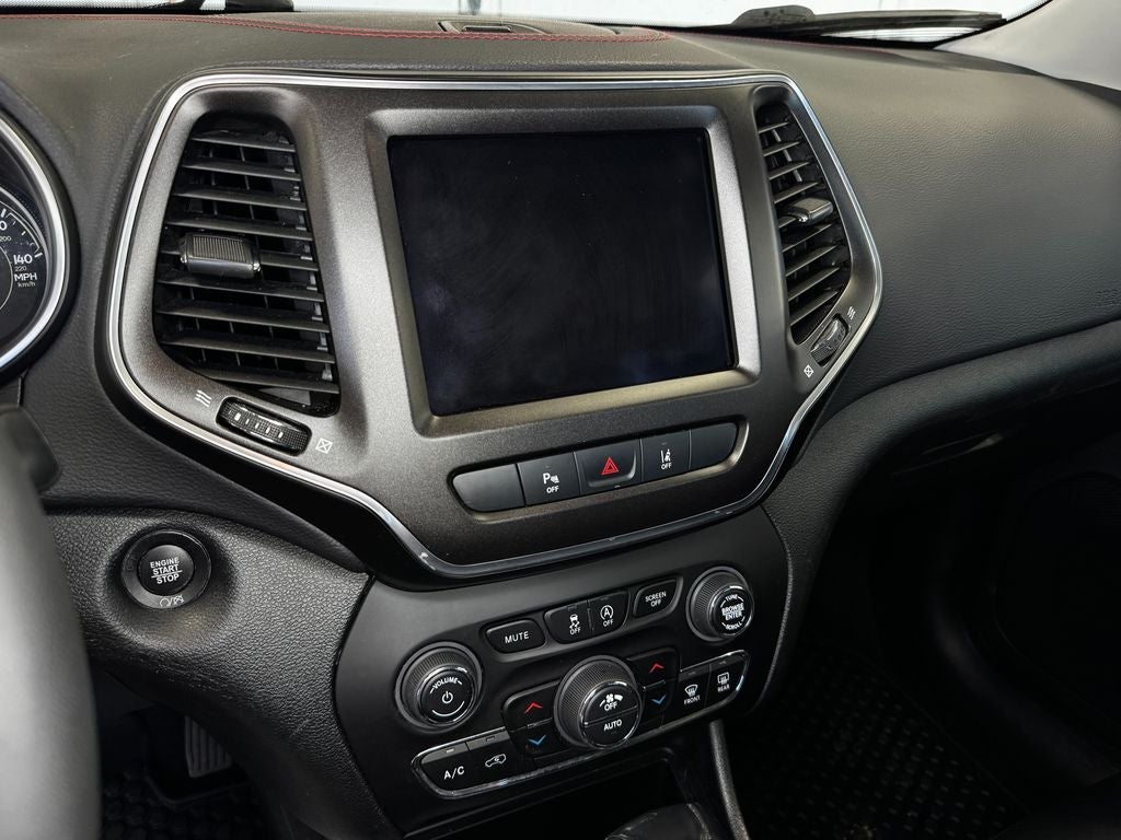 2022 Jeep Cherokee Trailhawk