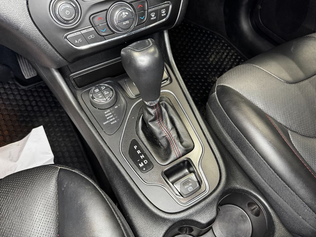 2022 Jeep Cherokee Trailhawk