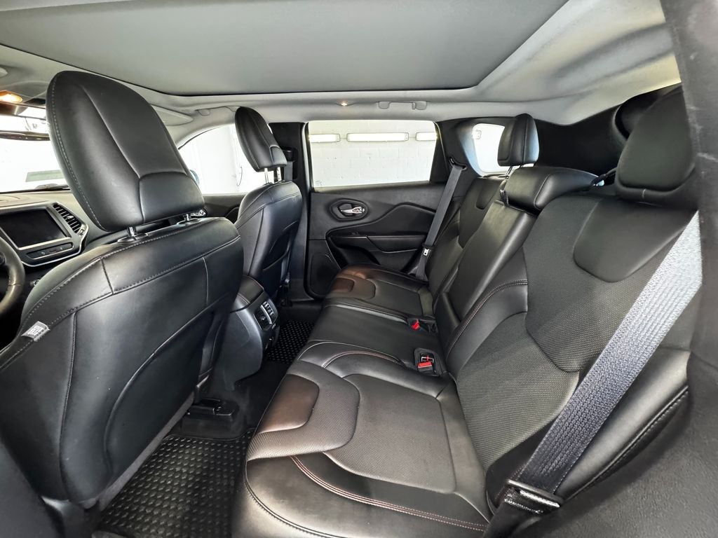 2022 Jeep Cherokee Trailhawk