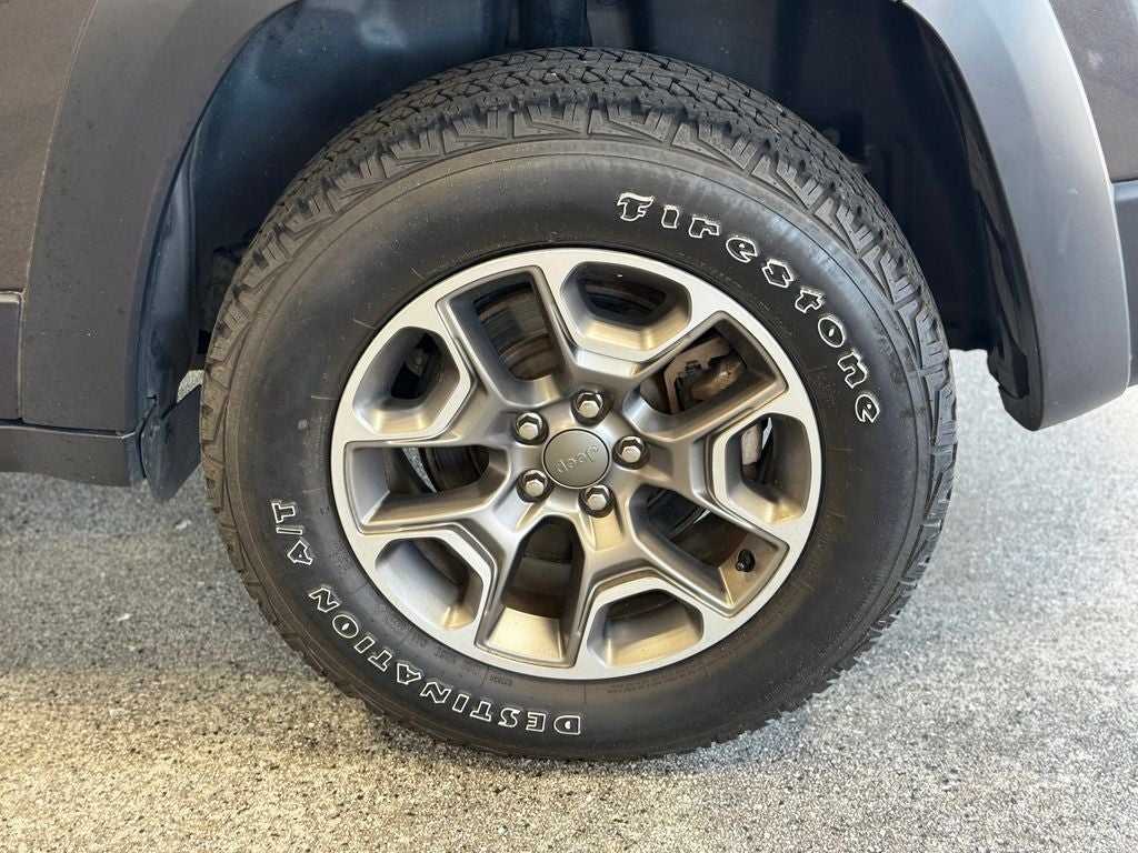 2022 Jeep Cherokee Trailhawk