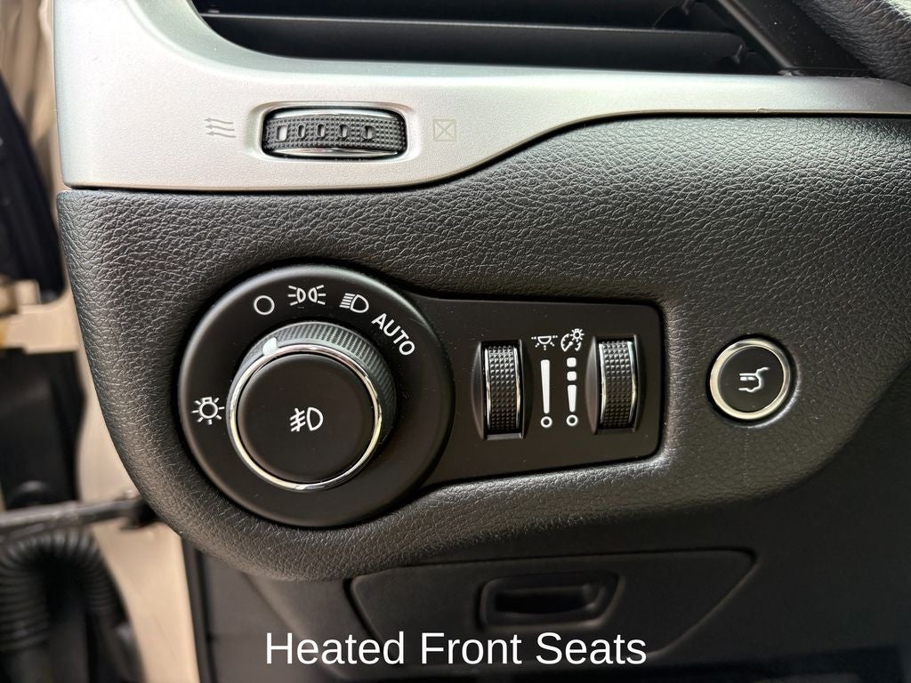 2015 Jeep Cherokee Latitude Full Sunroof