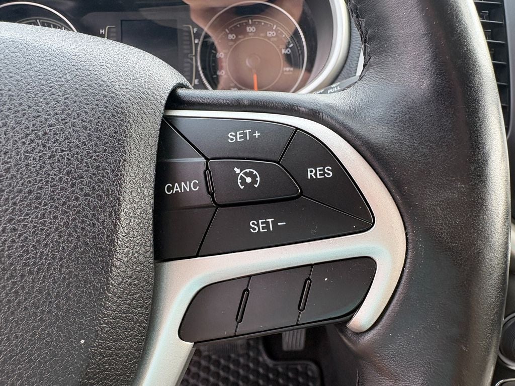 2015 Jeep Cherokee Latitude Full Sunroof