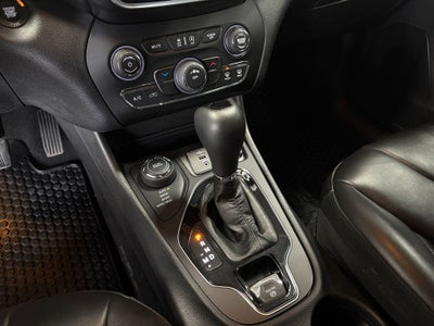 2019 Jeep Cherokee Latitude Plus Cold Weather Group