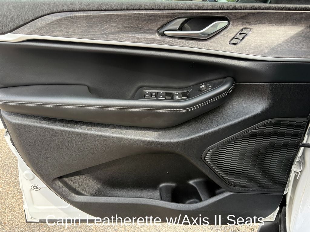 2024 Jeep Grand Cherokee Limited Black Appearance Package