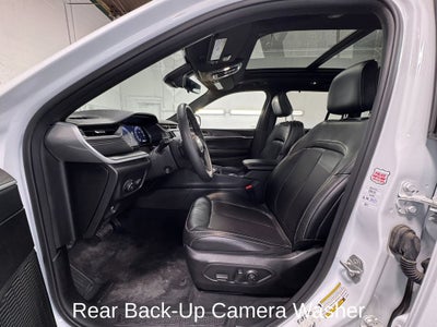 2024 Jeep Grand Cherokee Limited Black Appearance Package