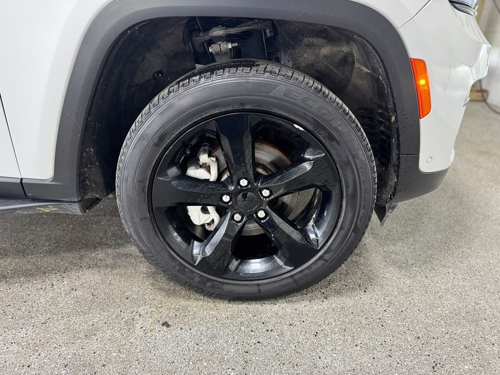 2024 Jeep Grand Cherokee Limited Black Appearance Package