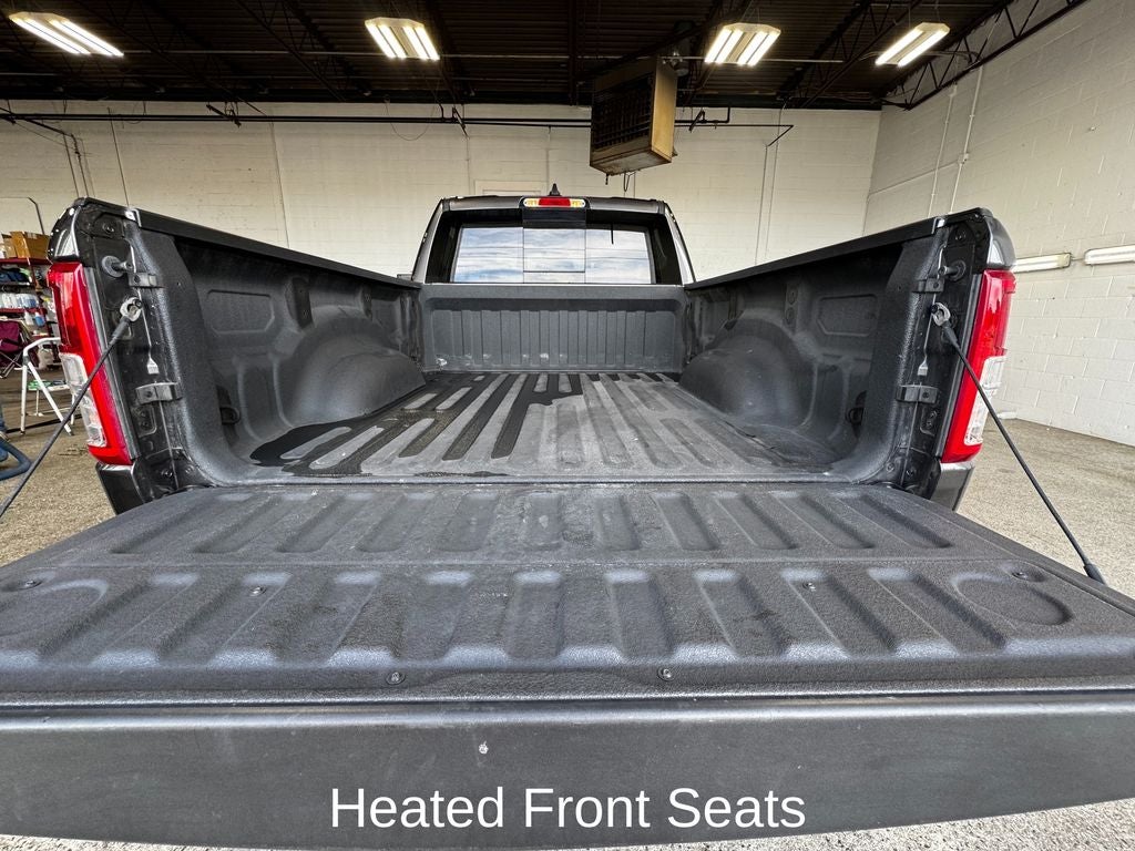 2022 RAM 1500 Big Horn/Lone Star Level 2 Equipment Group